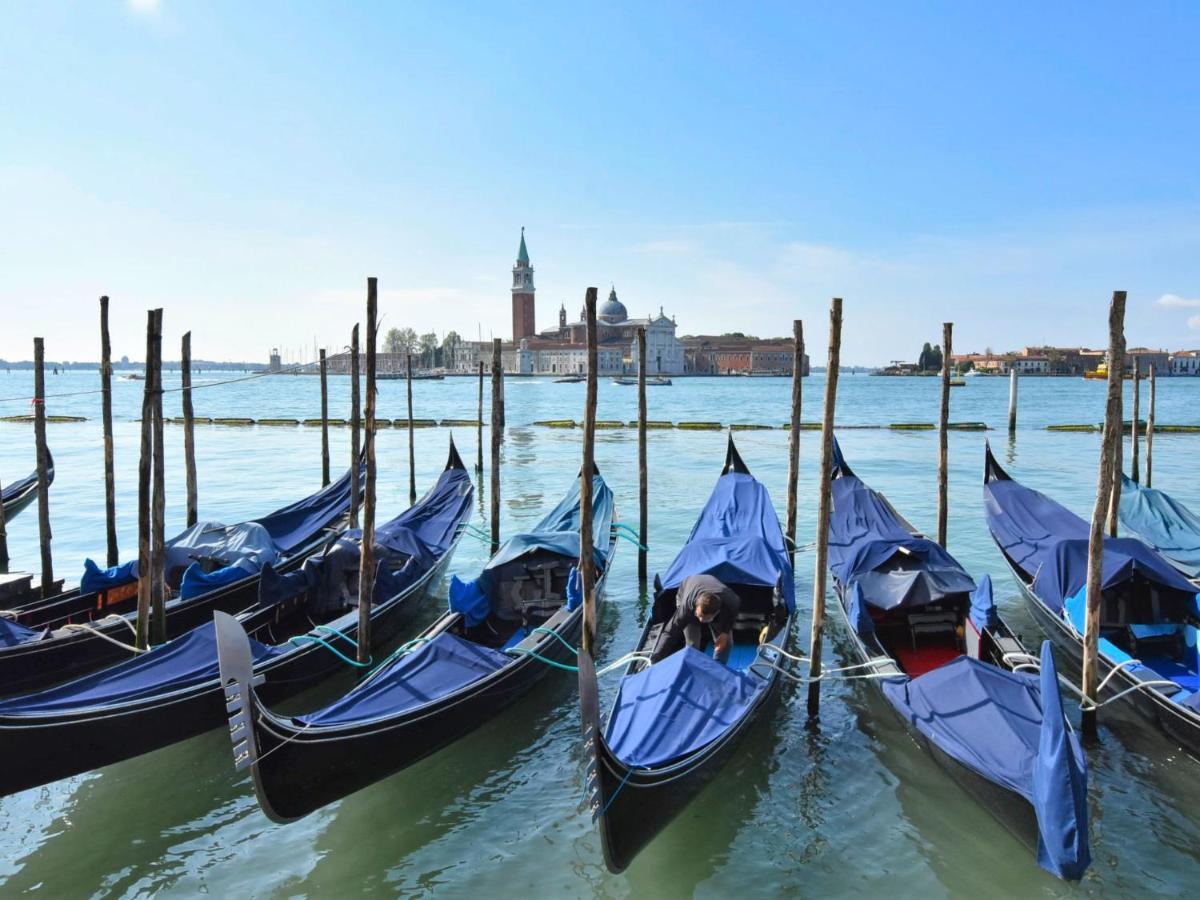 Sotoportego Venier By Interhome * Venecia